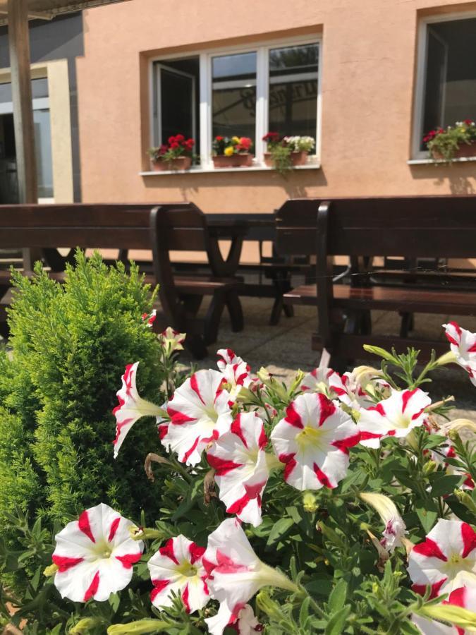 Hotel Hokejka Приевица Екстериор снимка