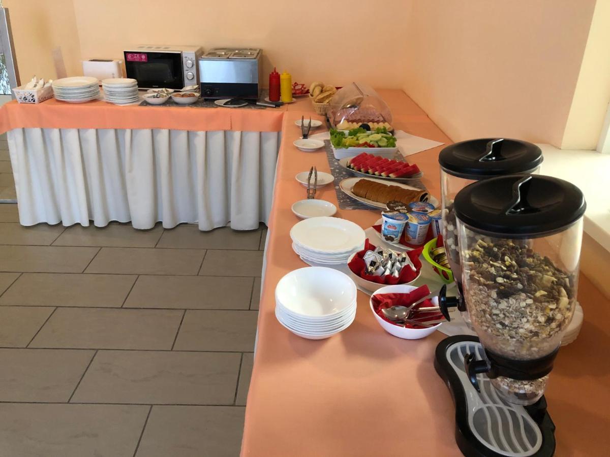 Hotel Hokejka Приевица Екстериор снимка