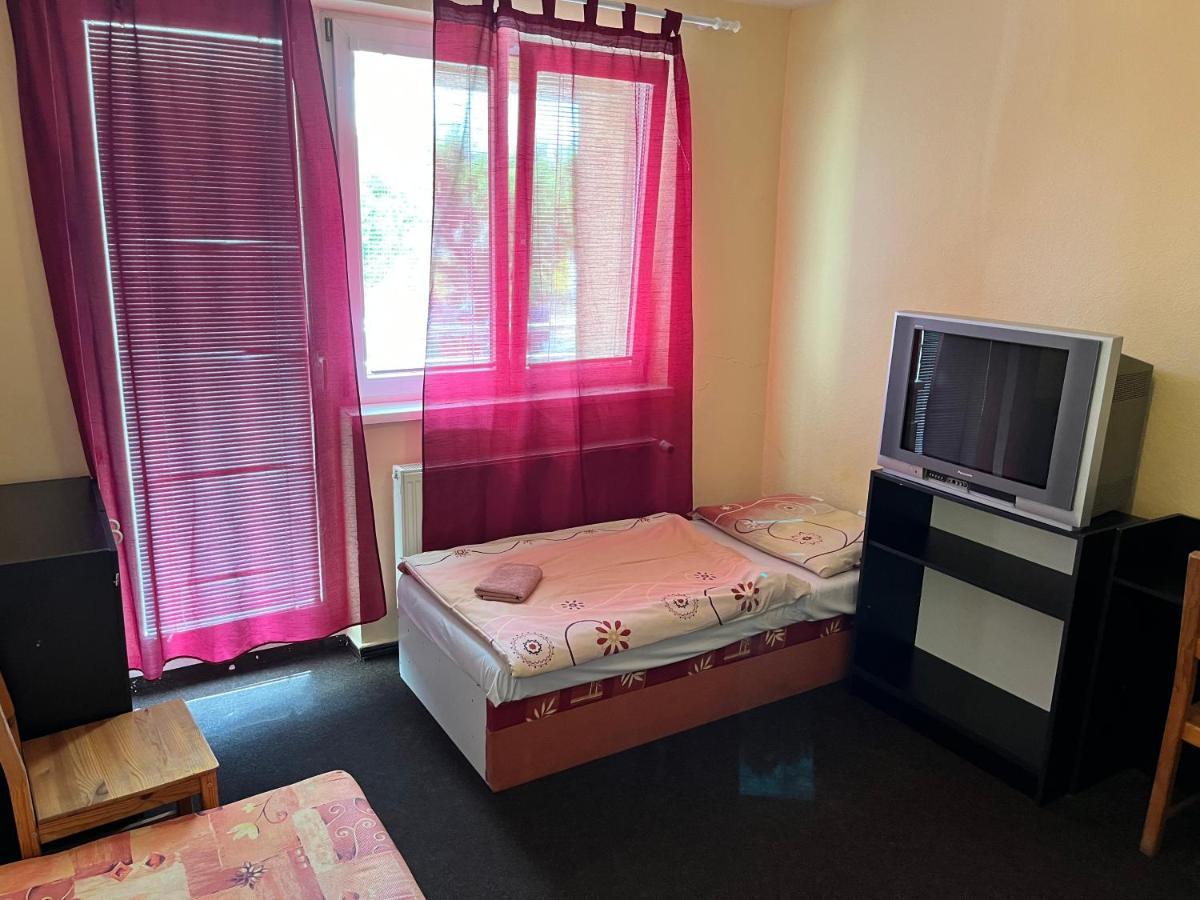Hotel Hokejka Приевица Екстериор снимка