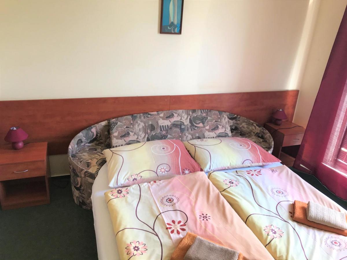 Hotel Hokejka Приевица Екстериор снимка